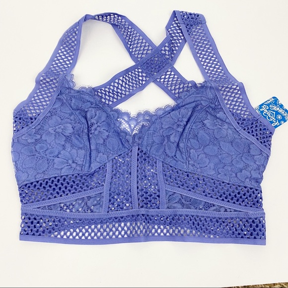 Free People • Sitting Pretty Brami - Picture 4 of 11